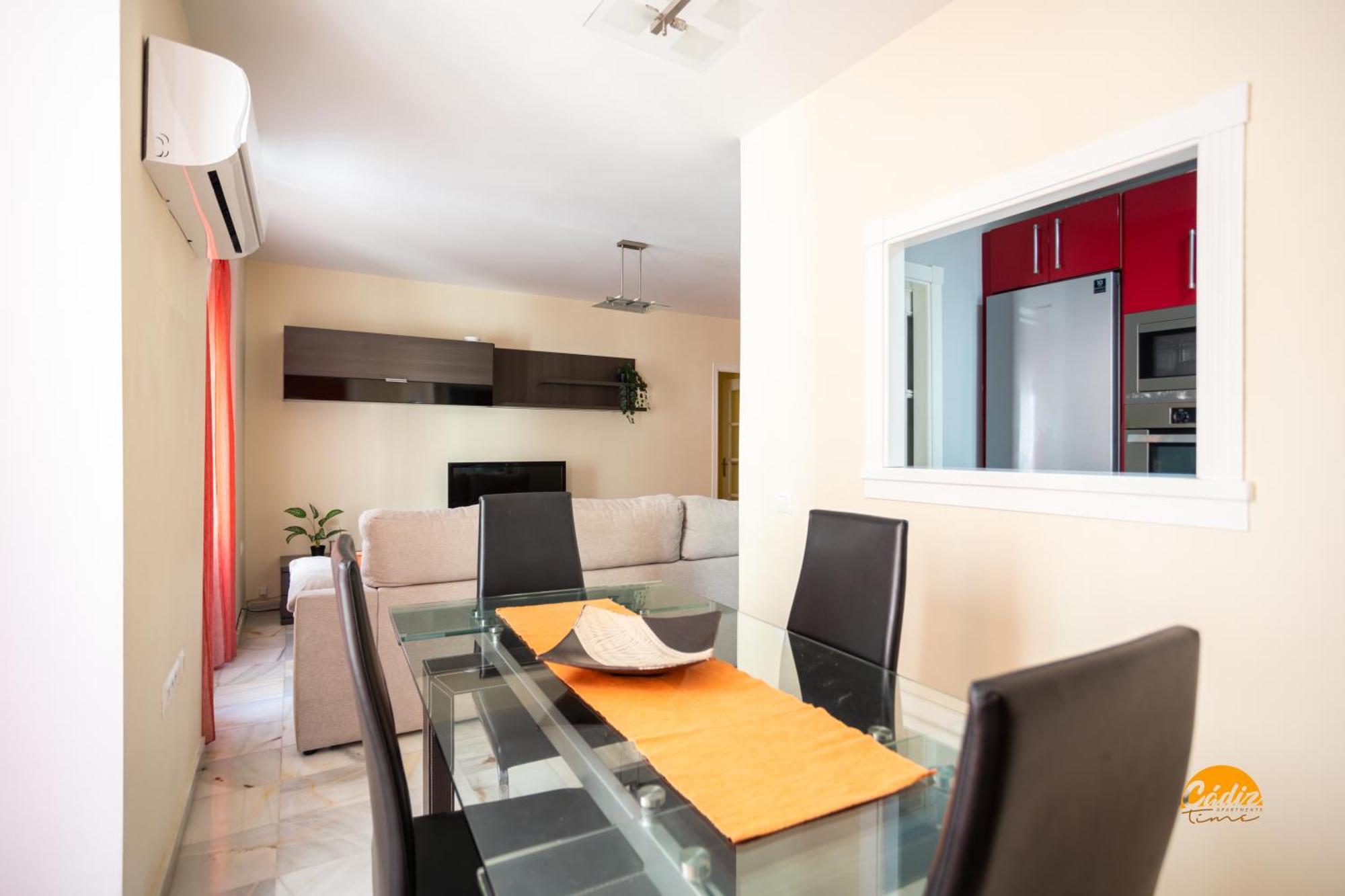 Red Home By Cadiz Time Ngoại thất bức ảnh